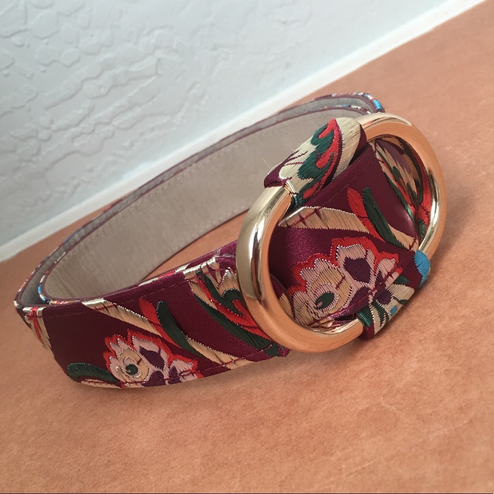 Steve Madden Embroidered Belt - Picture 3 of 3